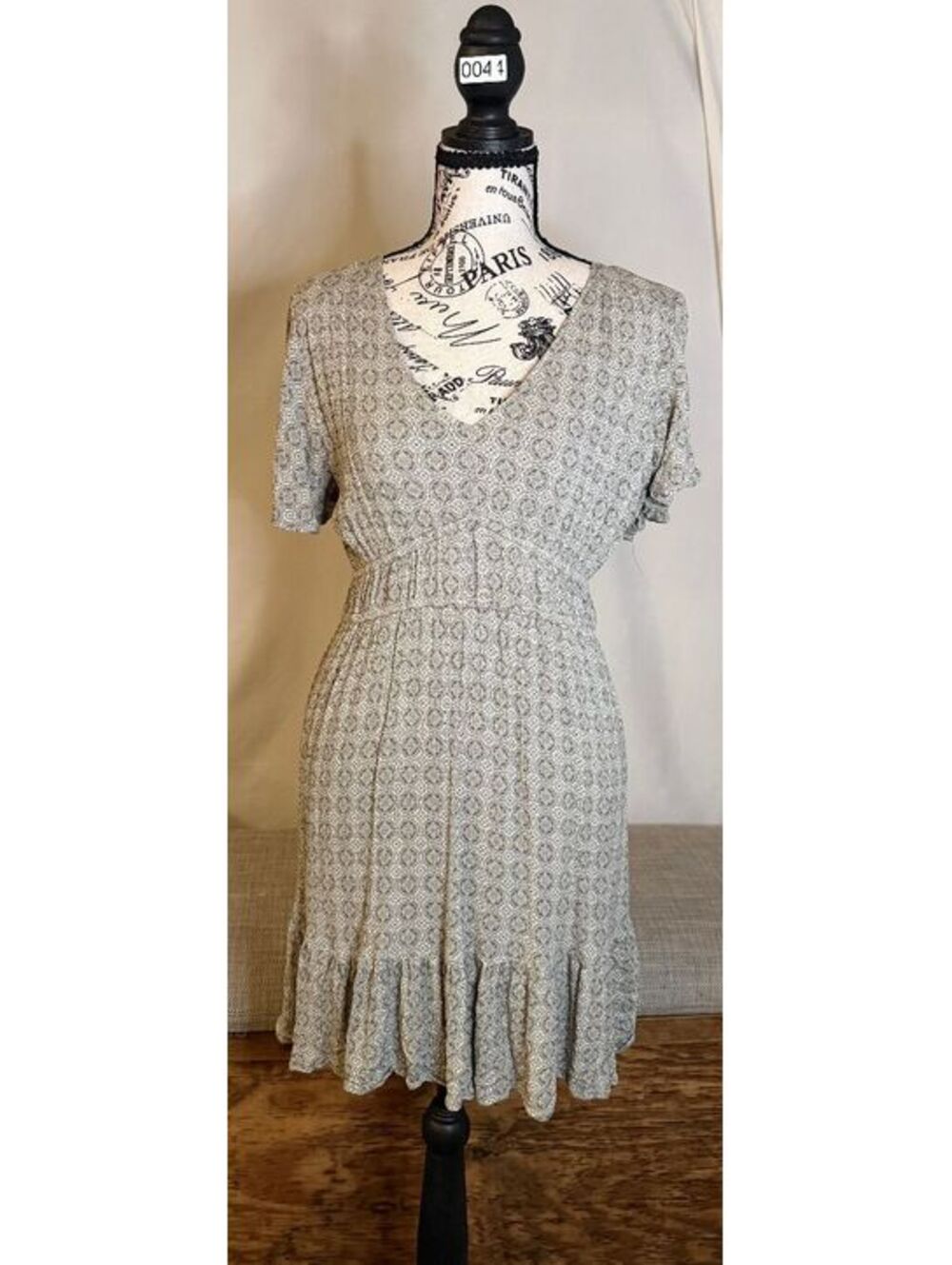 Vintage Style Floral Patterned Short Sleeve Dress with Ruffle Hem